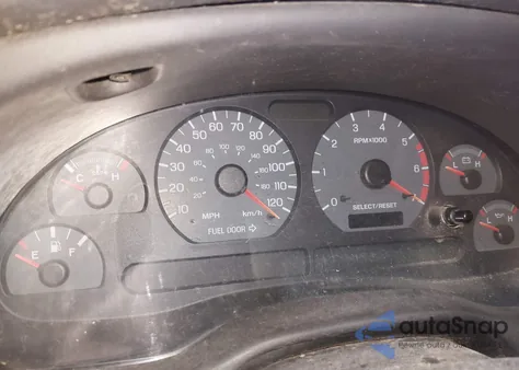 2000 Ford Mustang z USA, uszkodzony, nr VIN 1FAFP4443YF201822